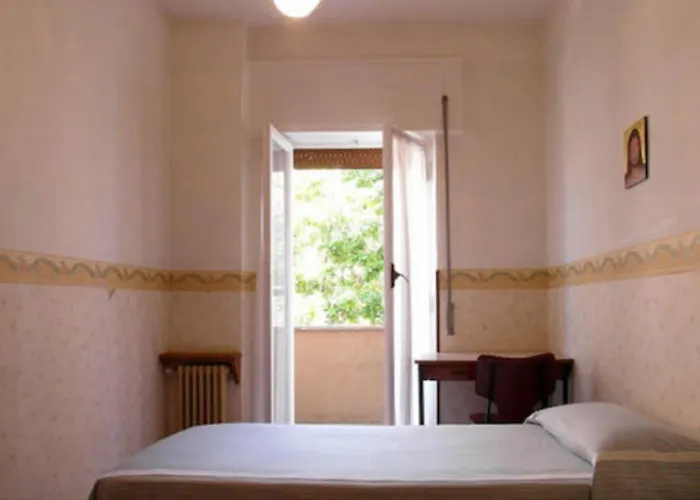 Nova Domus Aurelia Рим
