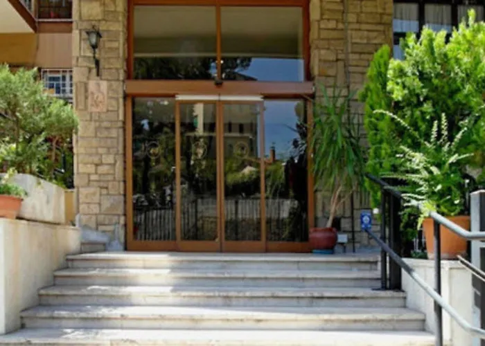 Nova Domus Aurelia Отель Рим