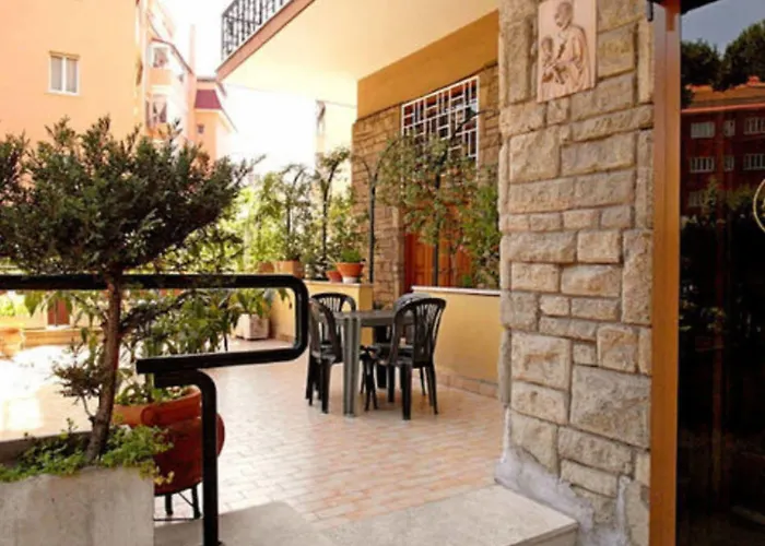 Nova Domus Aurelia Отель Рим